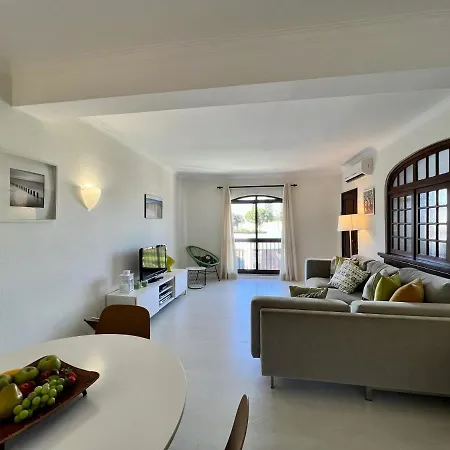 Brightness With Pool By Homing * Vilamoura